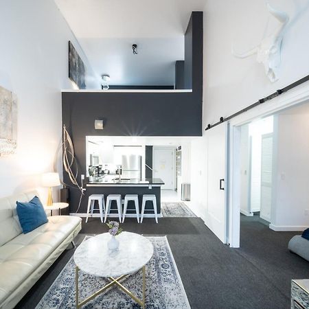 Space Needle Downtown Modern Top Story Penthouse Seattle Exterior foto